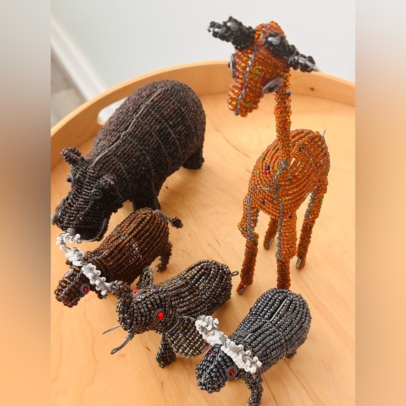 unbranded Other - Handcrafted Beaded Animal Figurines